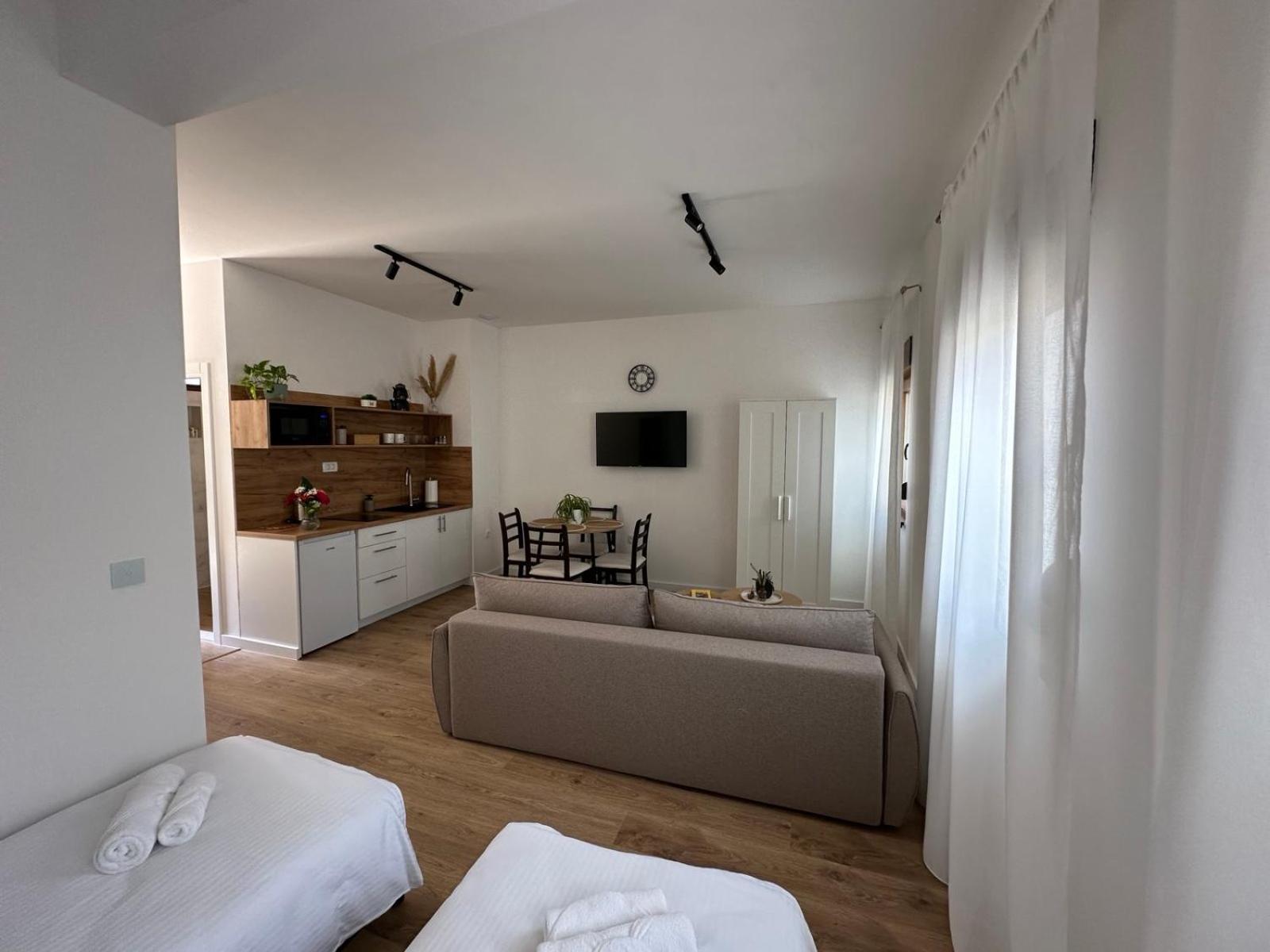 Studio Apartmani Izvor Blagaj Exteriör bild
